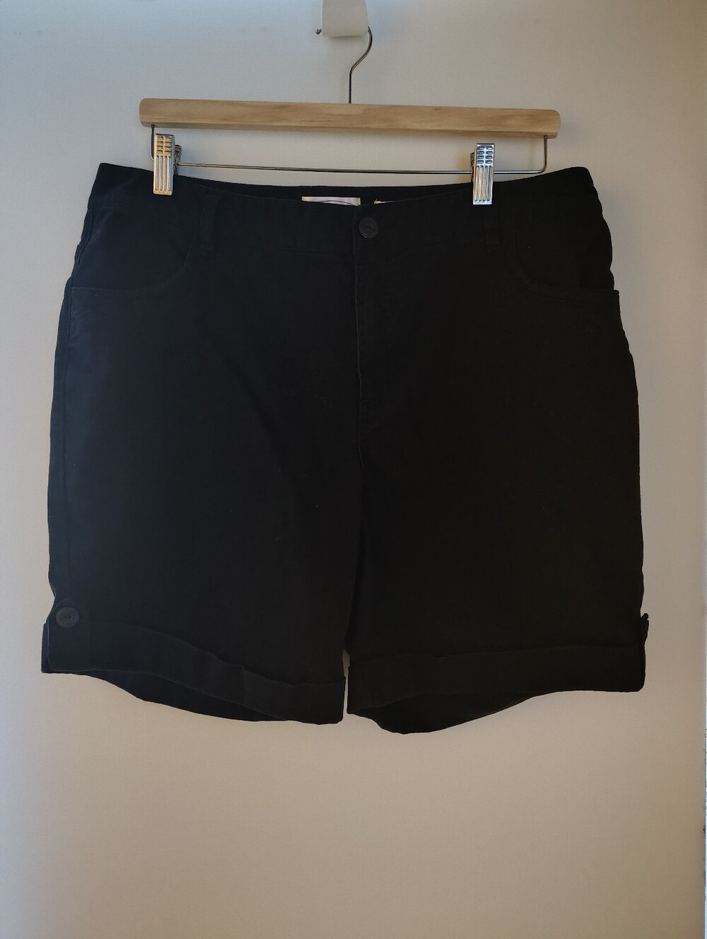 Northern Reflections Black Cuffed Denim Cotton 7" Shorts